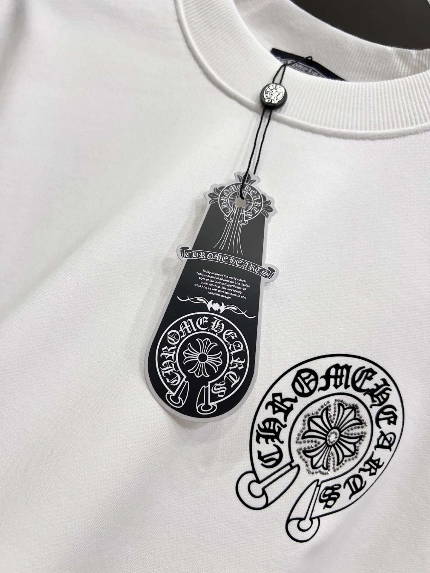 🅿️260 CH Crow 2025 autumn and winter new round neck long-sleeved sweatshirt Ten horseshoe Sanskrit characters Middle Eastern and Australian diamonds + flocking design technology The real thing is great🔥Same style for men and women Loose version Size S M L XL XXL Five sizes black white